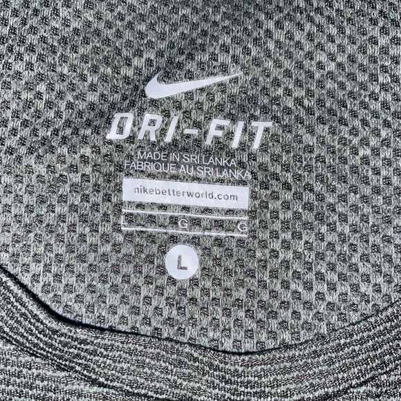 Men’s Nike Running Active T-Shirt, Large, Great Condition - Picture 3 of 6